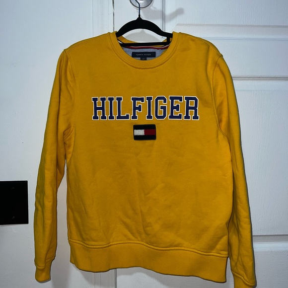 Yellow Tommy Hilfiger Crewneck - Picture 1 of 1